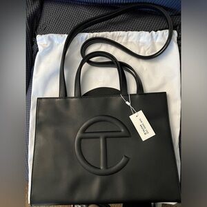 Telfar Medium Shopper Shoulder Bag in Black - Trending, Trendy, Unisex